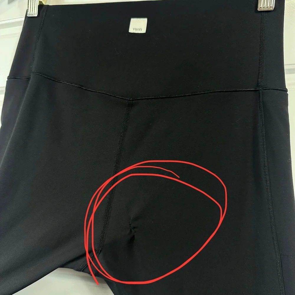 Vuori Women’s Classic Black Studio Pocket Leggings Short Inseam Size Large - Picture 13 of 14